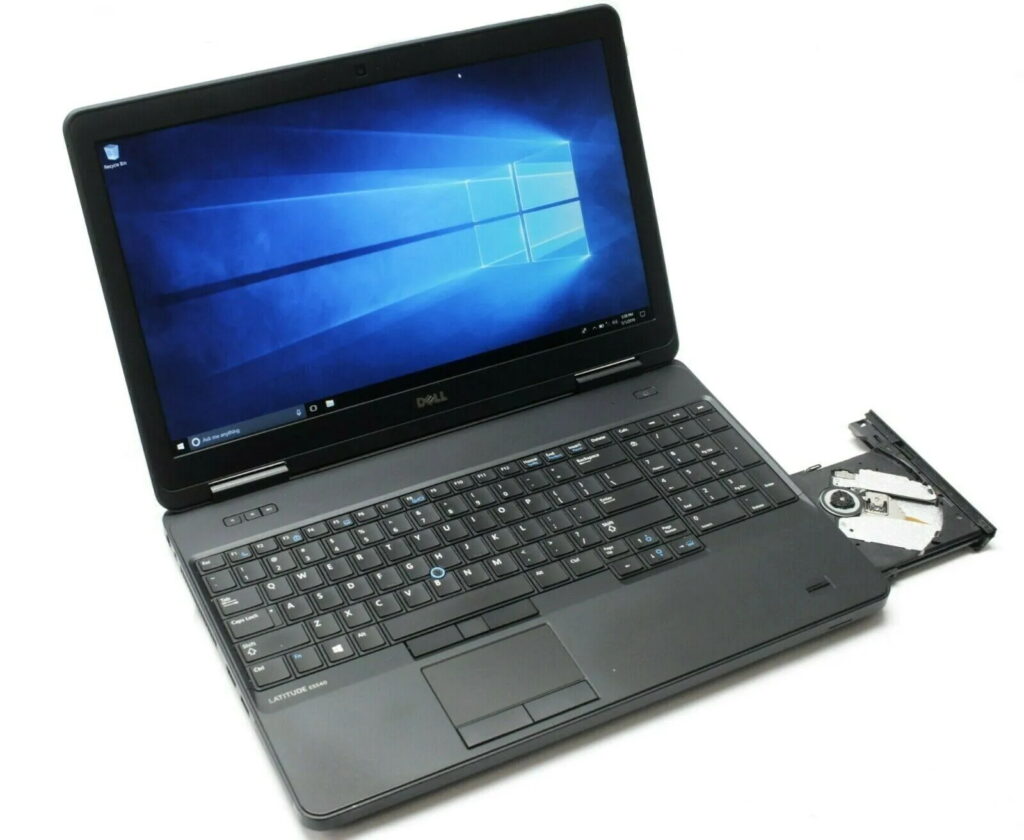 Dell Latitude widescreen 15.6″ Windows 10 Pro Laptop with 10 key