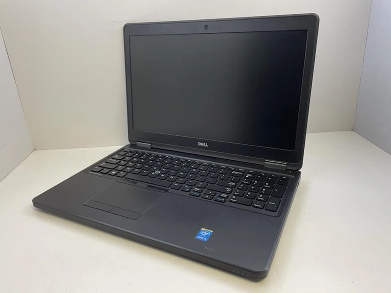 Dell Latitude 5550 15.6" Windows 11 Pro Laptop Computer /w 10 key numeric pad