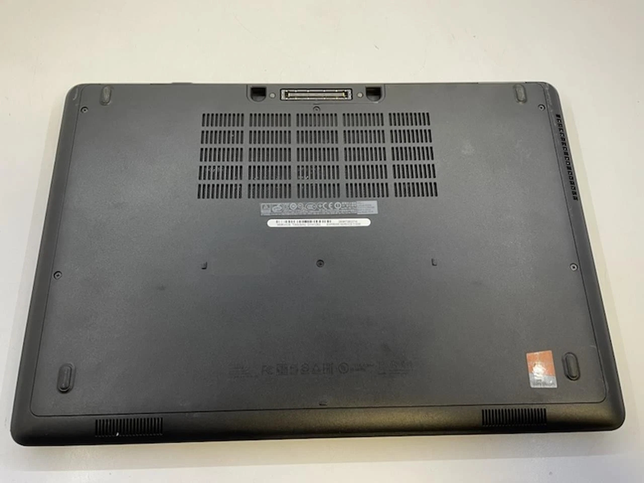 Dell Latitude 5550 15.6" Windows 11 Pro Laptop Computer /w 10 key numeric pad - Image 7